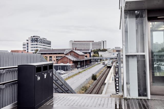 3 fraction waste sorting outdoors at the station
